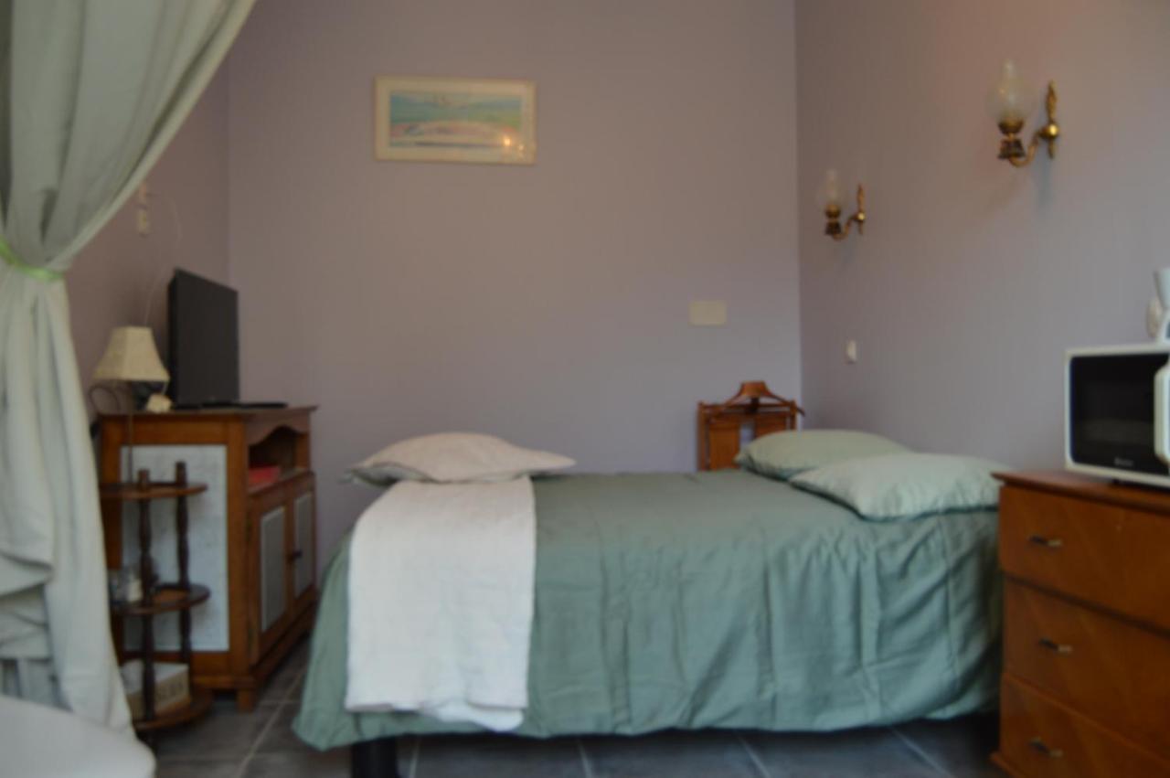 Chambre Charentaise Vars  Exterior foto